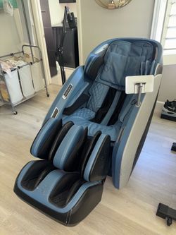 Human Touch Certus Message Chair