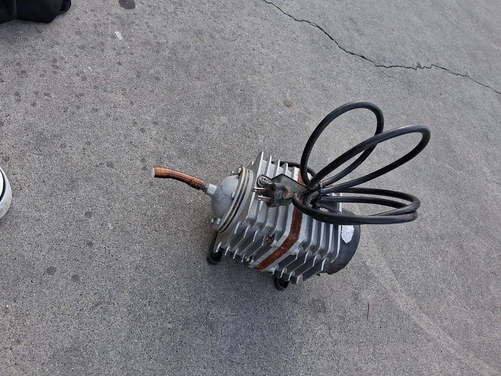 Air Compresure Motor $15