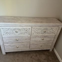 Nightstand & Dresser W/Mirror