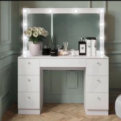 New Vanity With Led Lights
