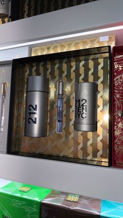 Carolina Herrera 212 Men NYC Gift Set