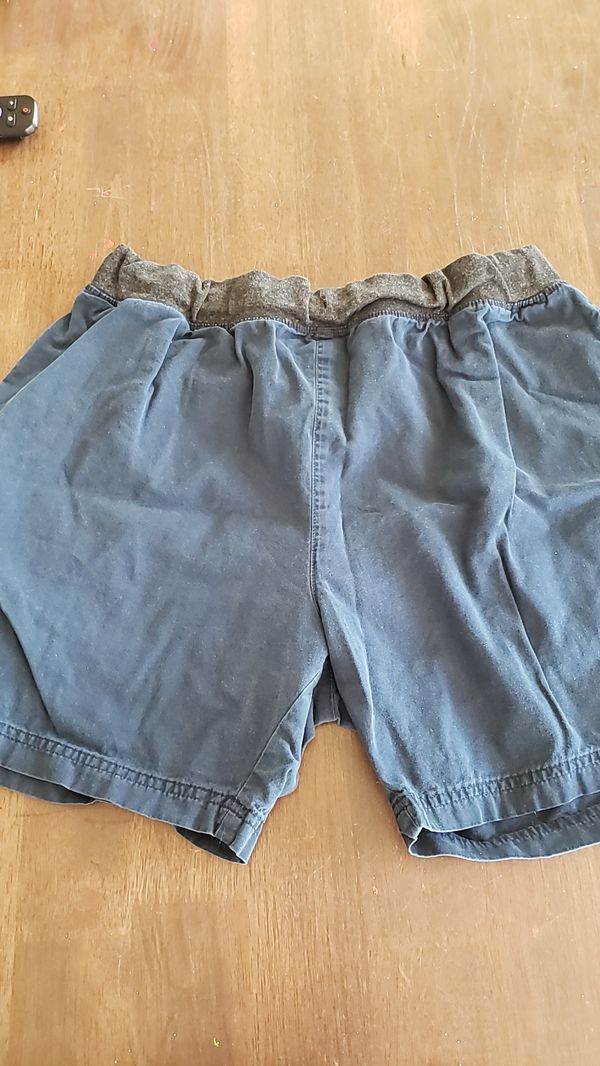 Navy Chubbies. Flat front and back. for Sale in Peyton, CO - OfferUp