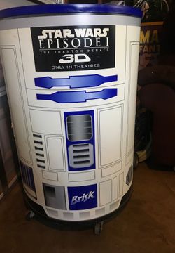 R2-d2 cooler with wheels