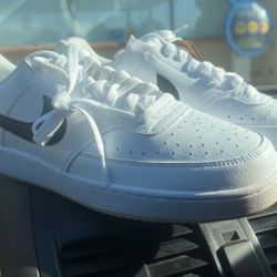 NIKE COURT VISION 10.5 Brand New