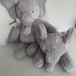 Elephant plush and elephant twilight. The twilight has three colors. In great condition. Selling both items together.  Purchased from Pottery Barn Kid