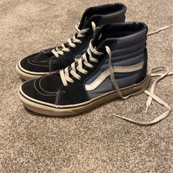 Men’s Vans Size 8.5 High Top Light And Dark Blue