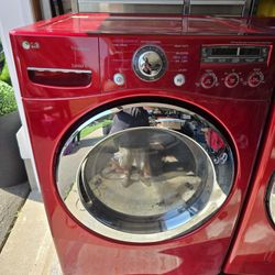 LG Dryer w/pedestal 