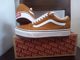 New Vans size 7 Men's.  8.5 Women $30
