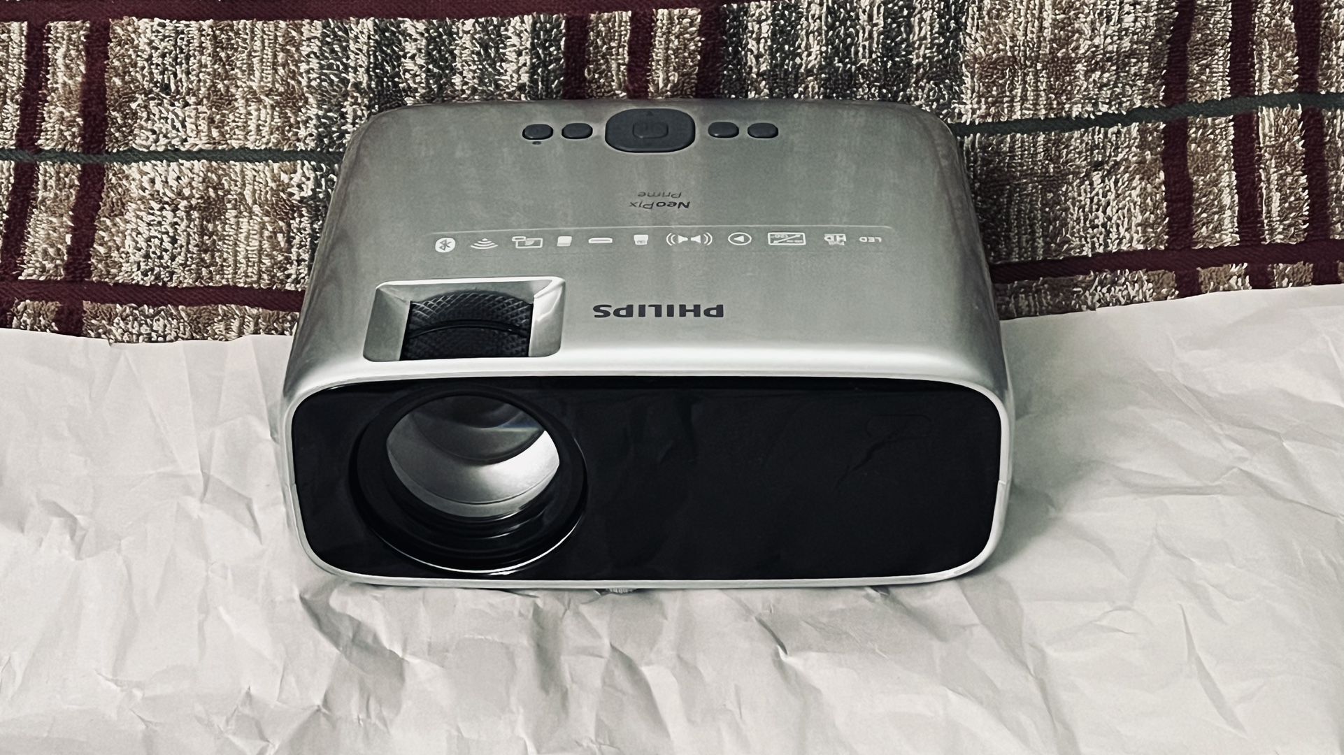 Phillips NeoPix Prime Projector