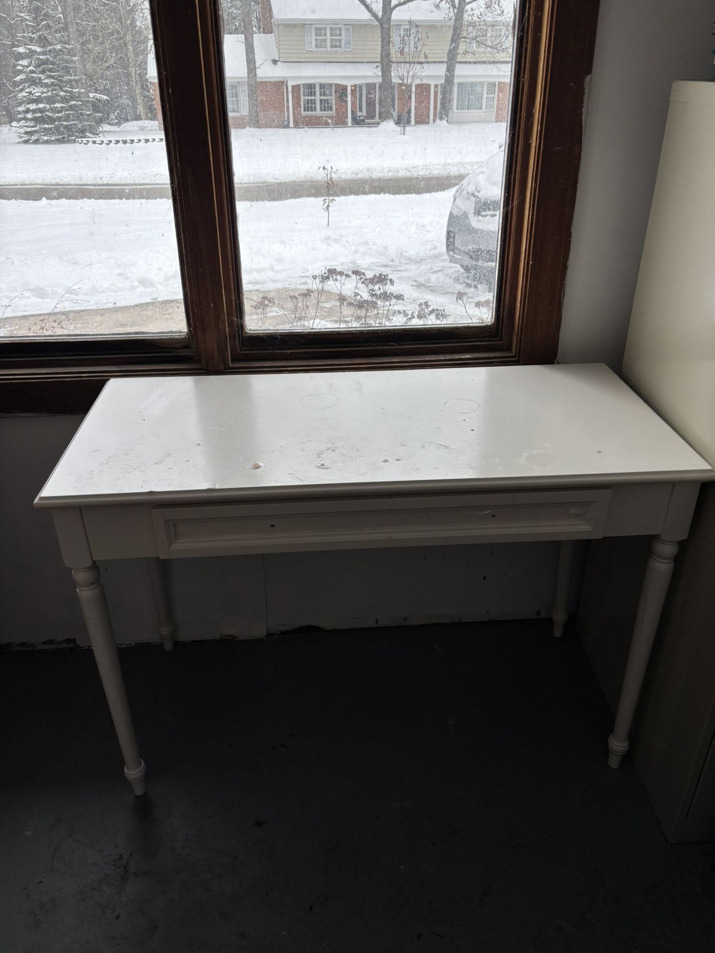 White Desk