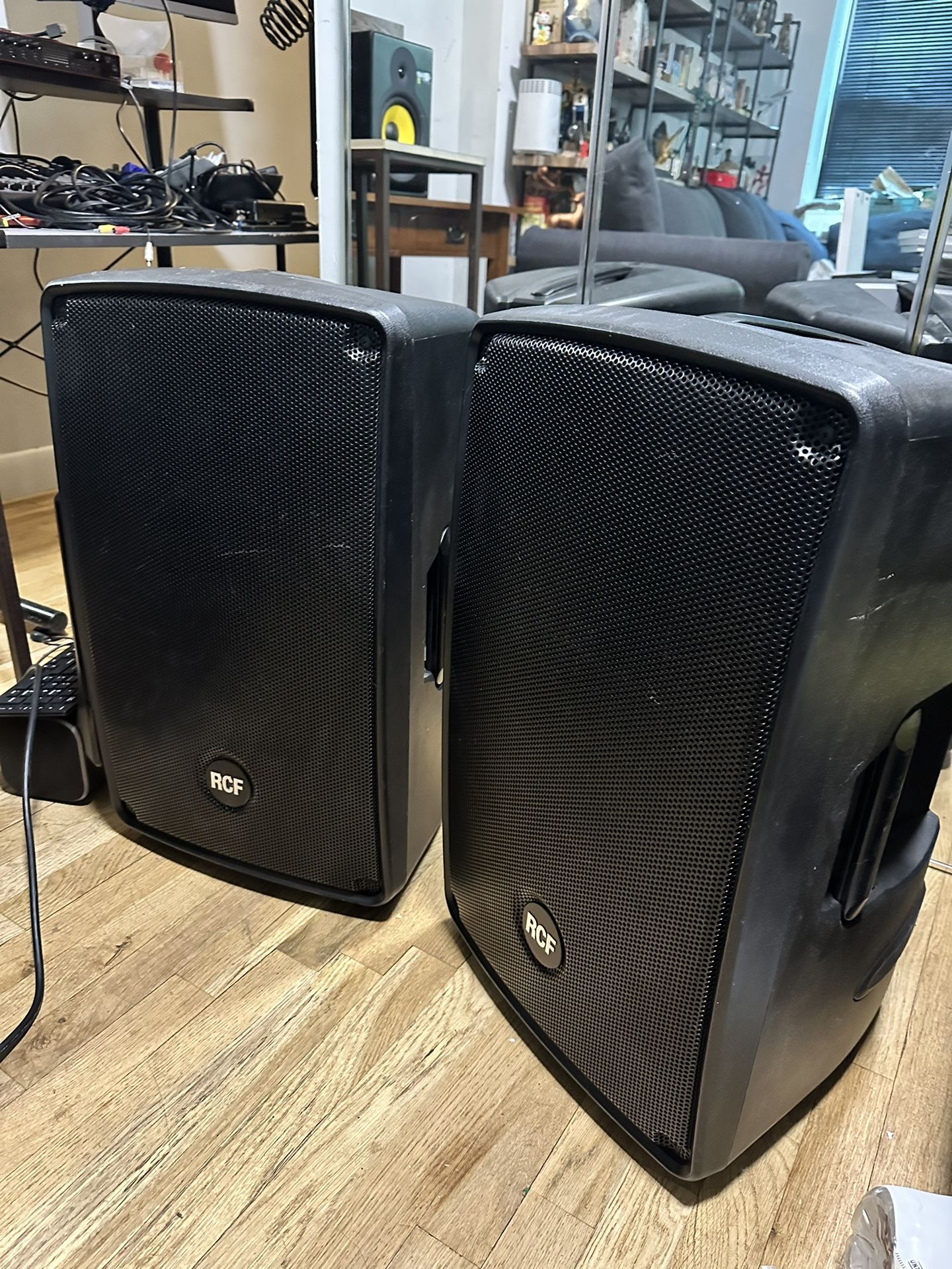 RFC HD 32-A MK4 2-way Active Speakers