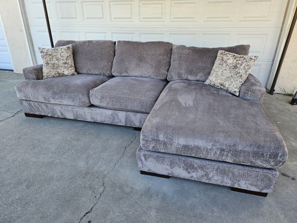 Ashleys Sectional Sofa (Delivery Available)