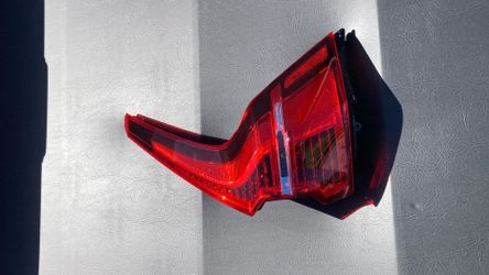 2018-2025 Volvo XC60 LED Vertical Tail Light - Right Passenger RH