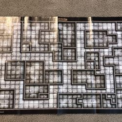 2000 Wizards of the Coast Dungeons & Dragons battle mat grid poster NEVER USED