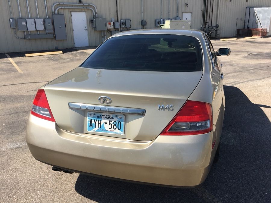 Infinity M45 (LOCATED IN KANSAS)