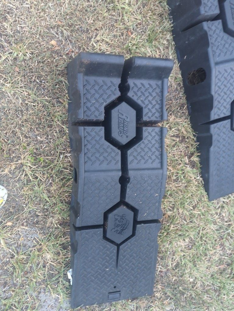 Used Rhino Ramps Ready To Go!