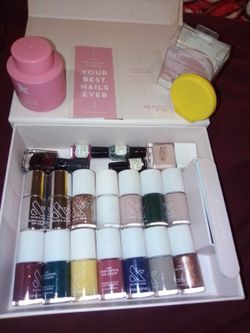 The Olive & June Nail Collection 