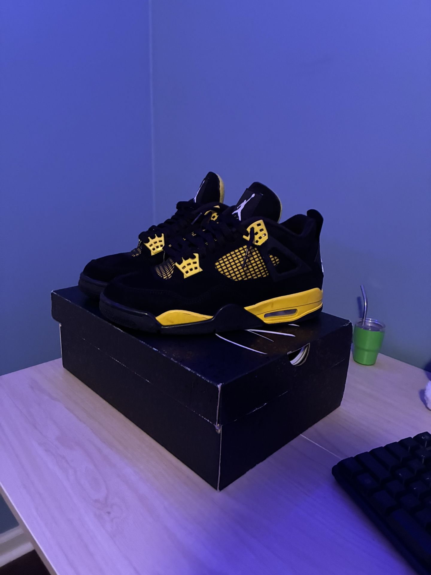 Jordan 4 Retro Yellow Thunders