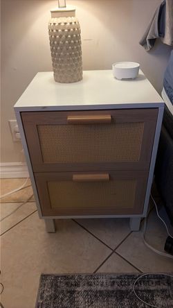 Set of 2 Nightstands
