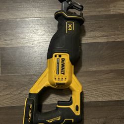DEWALT 20V MAX Cordless Brushless. Reciprocating Saw (Tool Only)