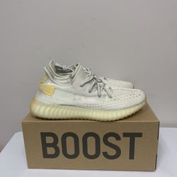Adidas Yeezy Boost 350 V2 - Light Size 10.5