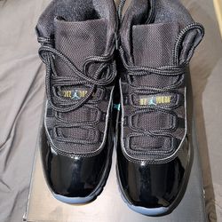 Jordan 11 Gammas Size Men's 7.5/Women's 9