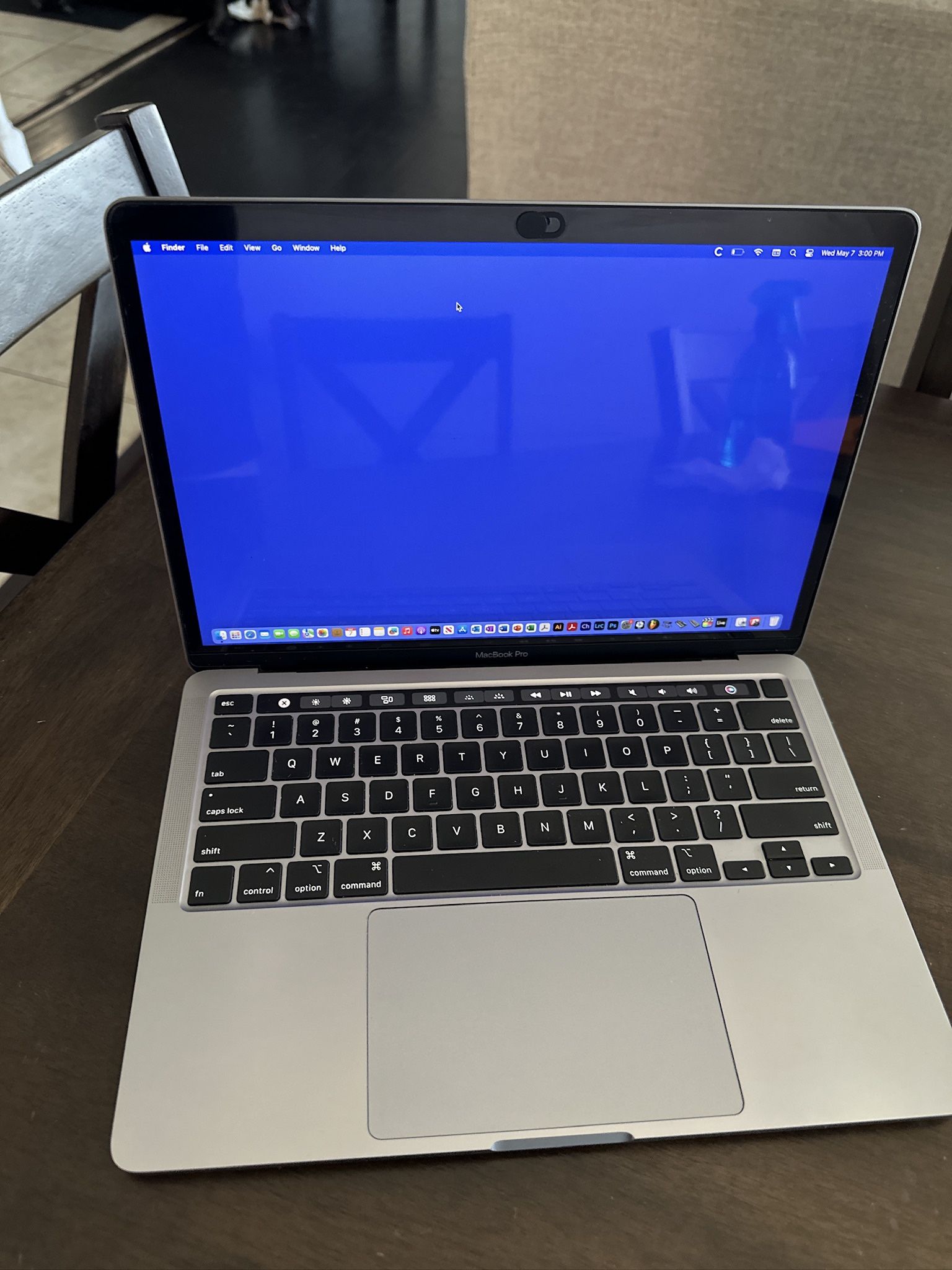 APPLE MACBOOK PRO 13” TOUCHBAR QUAD CORE i7 16GB RAM 500GB SSD! LOADED!