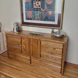 🐅 VINTISH INTERIORS 🐅 MCM Nine Drawer Oak Dresser / Entertainment Center