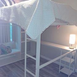 Platform loft bed