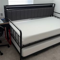 Day Bed With Led Bar