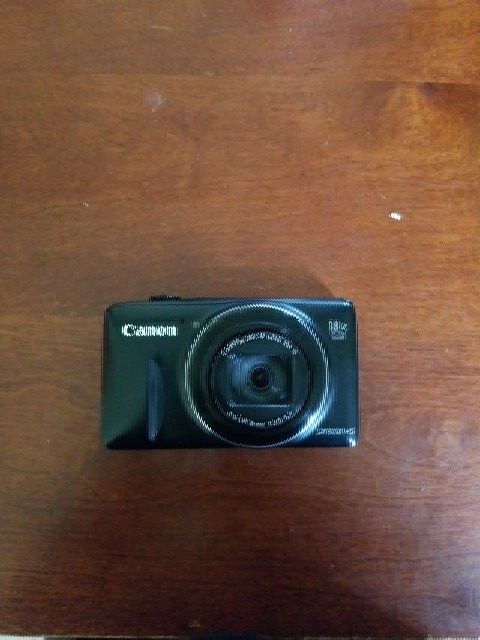 Canon SX600
