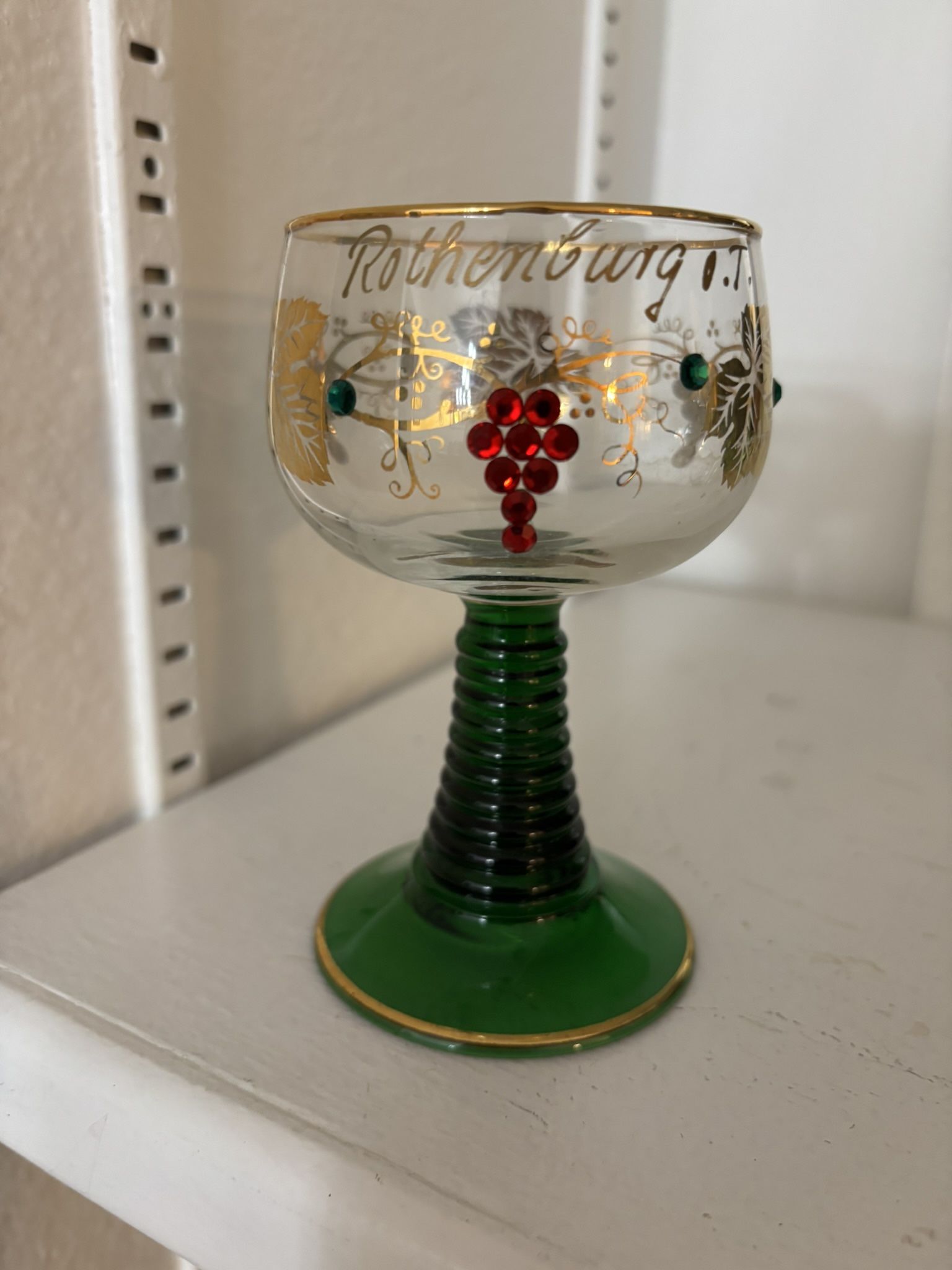Vintage Wine Glass crystals gems with beehive Grapes/Leaves Jewel Decor, Green Stem