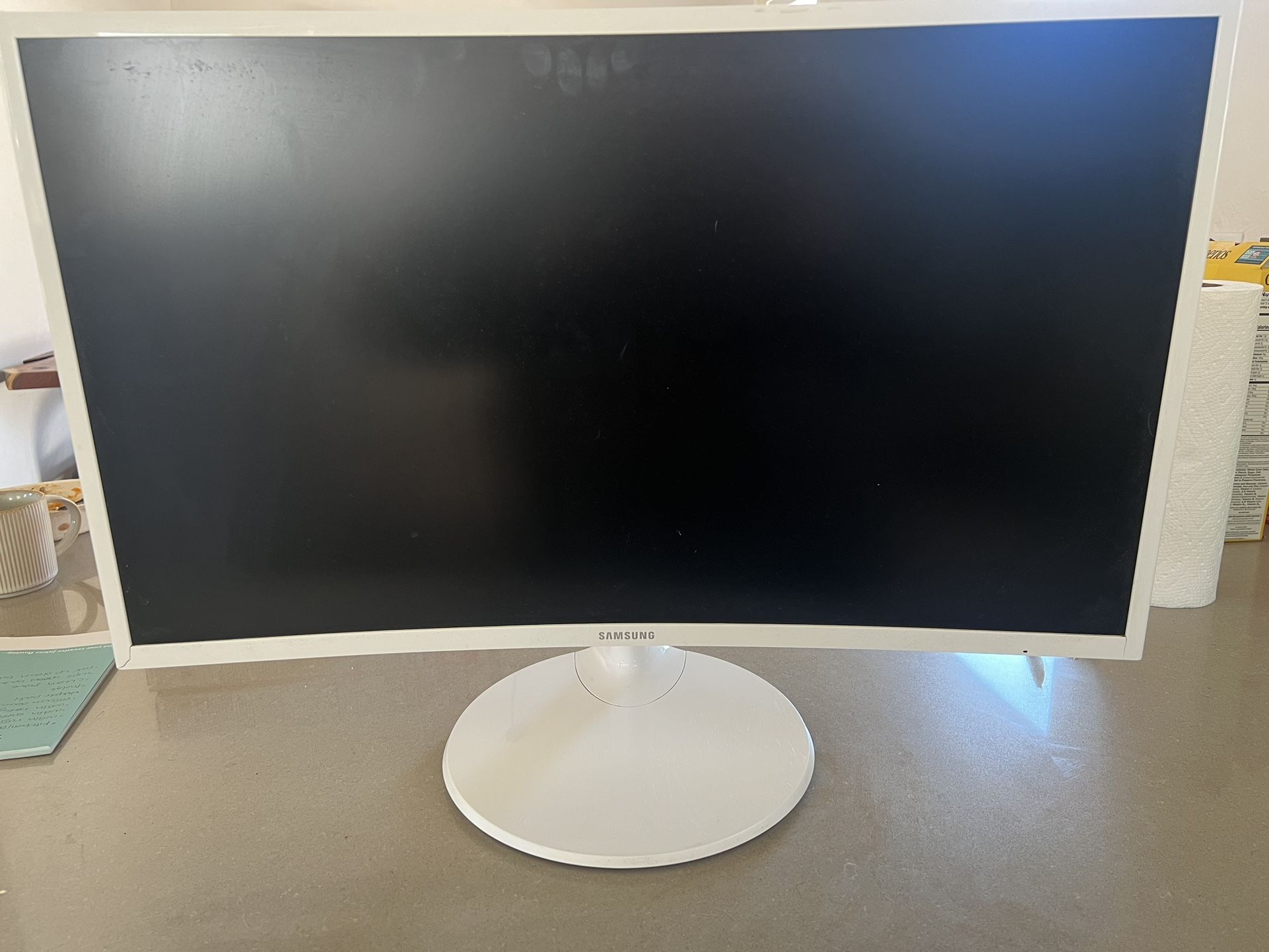 Samsung 27” Curved Monitor