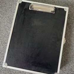  VAULTZ LOCKING 8.5X11 STORAGE CLIPBOARD, BLACK