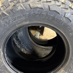 LT295/70R18 NITTO GRAPPLER set of 4