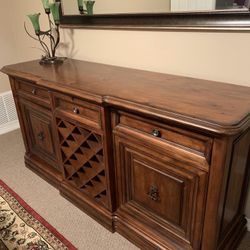 Bernhardt Dining room set