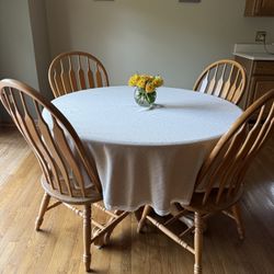 Round Kitchen Table