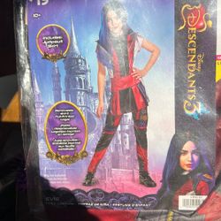Descendants Evie
