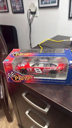 Dale Earnhardt Jr. #8 Budweiser winner circle die cast.