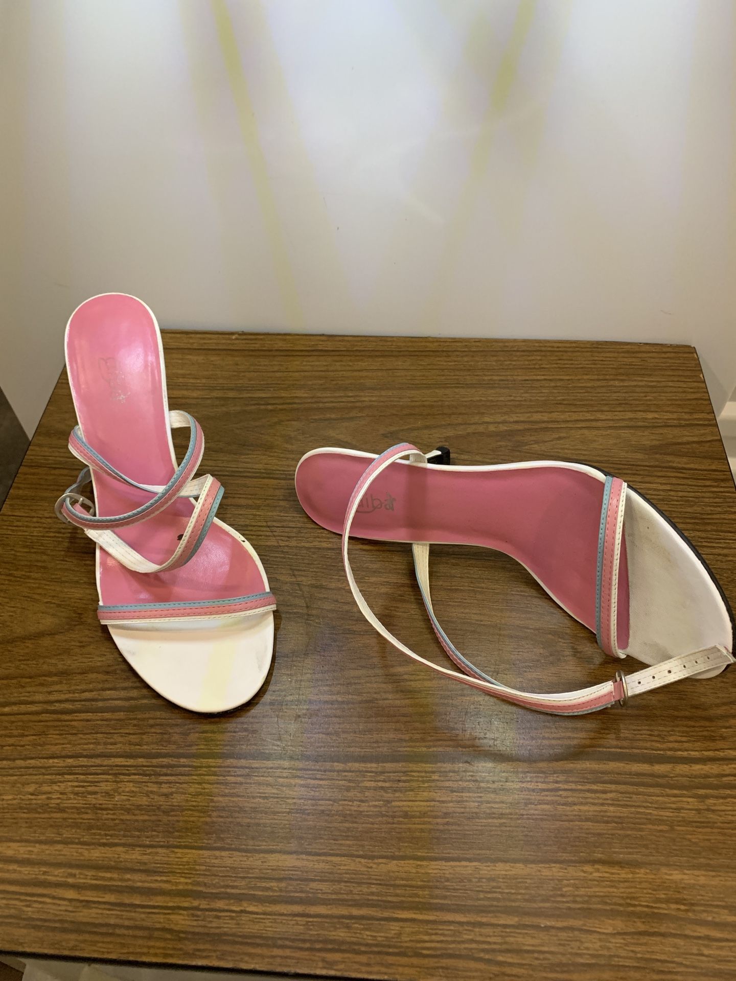 White And Pink Heels Size 8