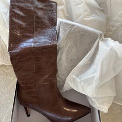 Guess Snakeskin Brown Boots