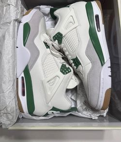 Sb Jordan 4 Pine Green Size 11
