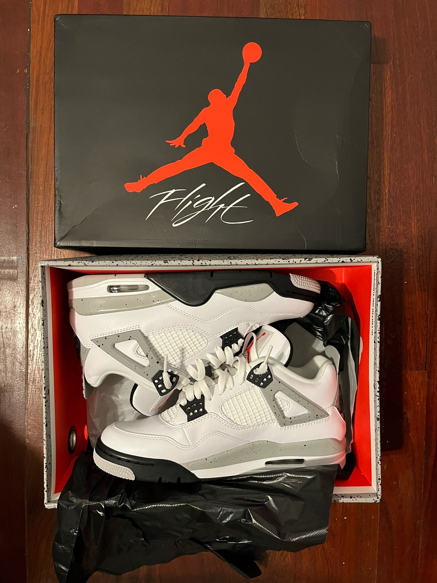 Jordan 4 White Cement Sz 9.5