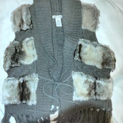 Women's Cable Knit Sweater Vest Faux Fur Les Tricots Size