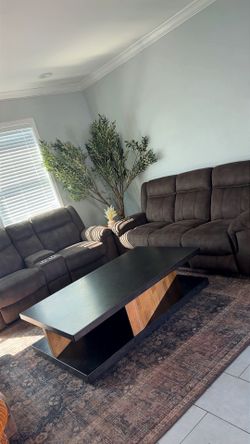 Moving sale