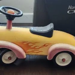 Vintage Style Ride On Car for Toddlers