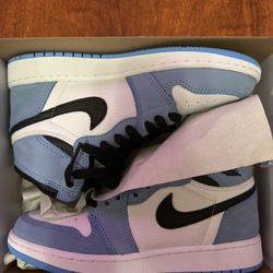 Jordan 1 University Blues 4.5Y BRAND NEW