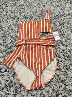 Vince Camuto Cruise One Shoulder One Piece Swimsuit 