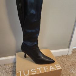 Black Boots Size 8.5. Brand New. Never Used. 25.00