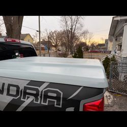 Leer Tonnneau Cover Bed